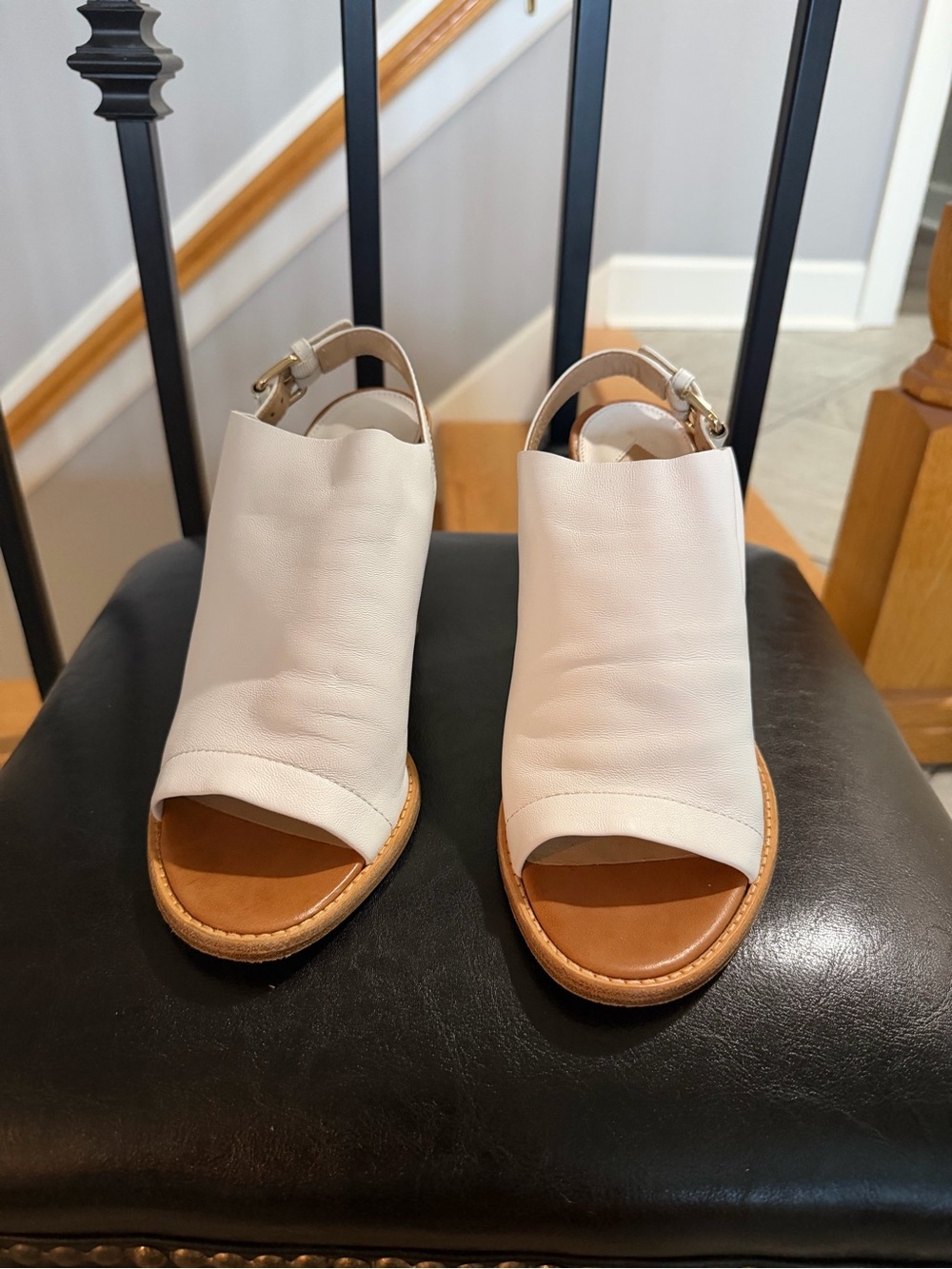 Tamara Mellon White Open-Toe Element 100 Slingback Sandals.
